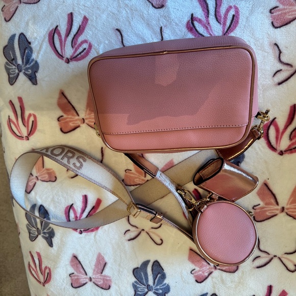 Used condition - Picture 2 of 2